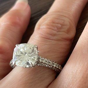 2.00 Ct Cushion Cut Moissanite Engagement Ring